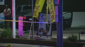 Sheriff's deputy shoots and wounds man at City of Industry convenience store