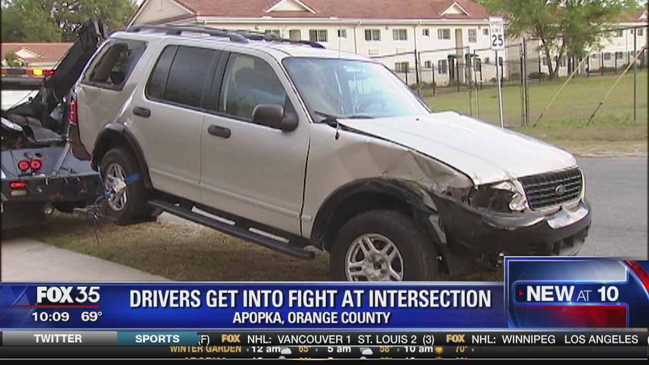 Drivers get into fight at intersection