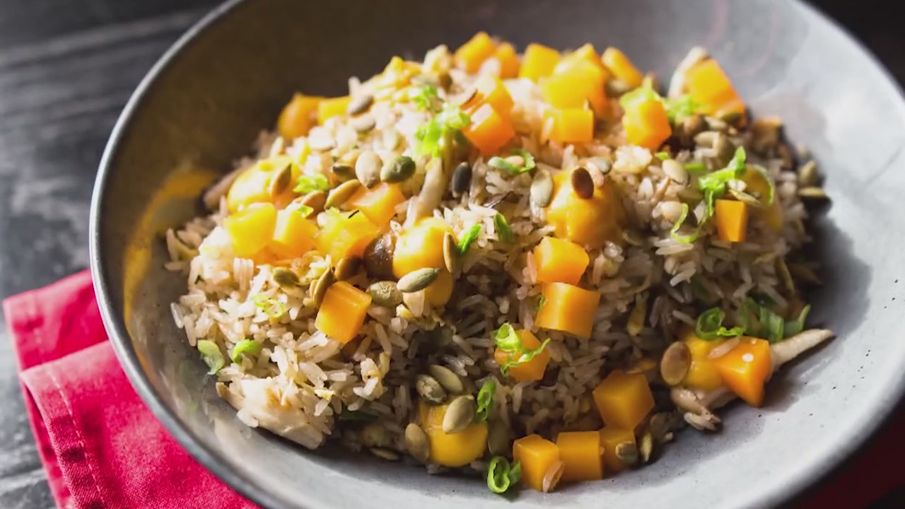 LA council member proposes legislation to require vegan options at LAX, theaters and other entertainment venues