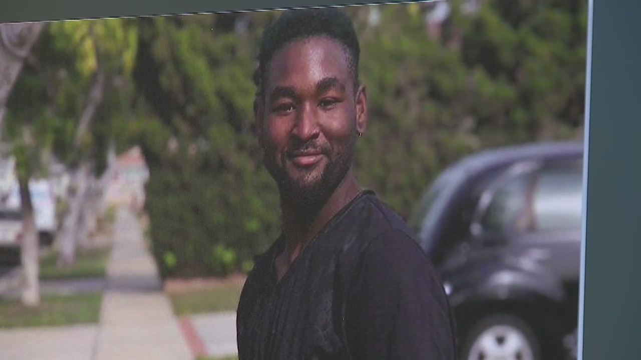 $525 million wrongful death lawsuit to be filed in man's shooting at Hollywood Walgreens