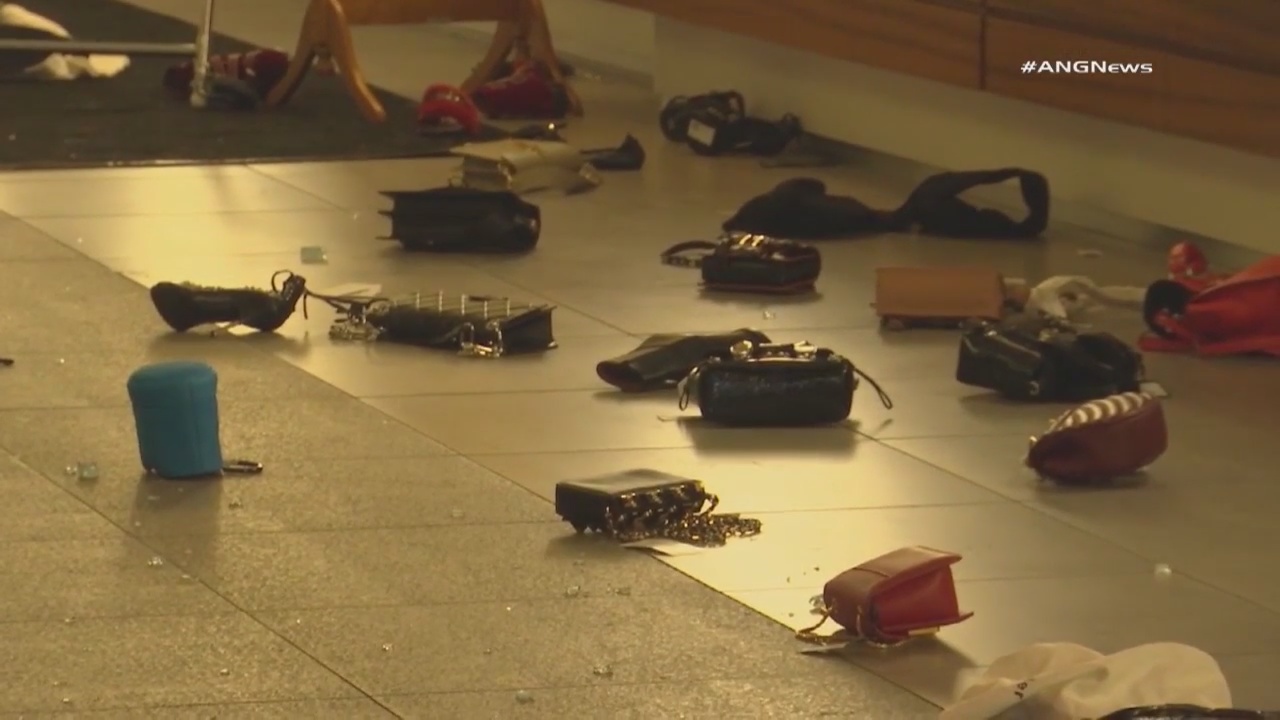 10 suspects sought after smash and grab burglary in Beverly Grove