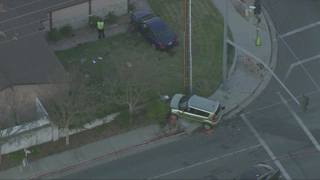 Crossing guard struck and killed in 3-vehicle crash in Simi Valley