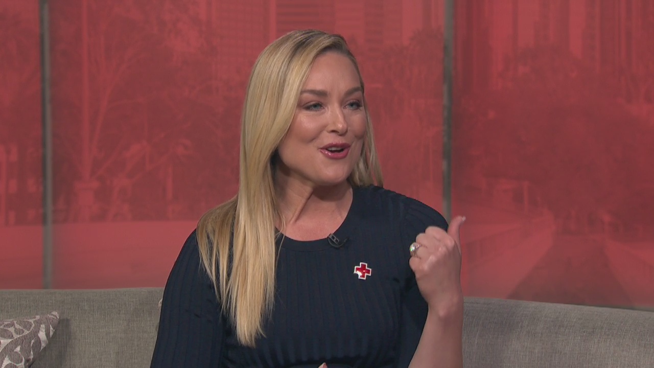 Law and Order actress Elisabeth Rohm talks volunteer work and more