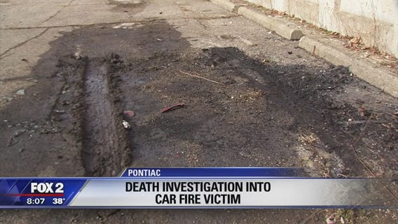 Chiropractor found dead in burning car in Pontiac