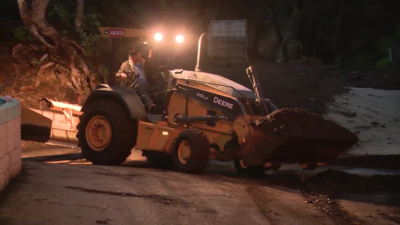 Property owners near burn areas prepare for weekend storms