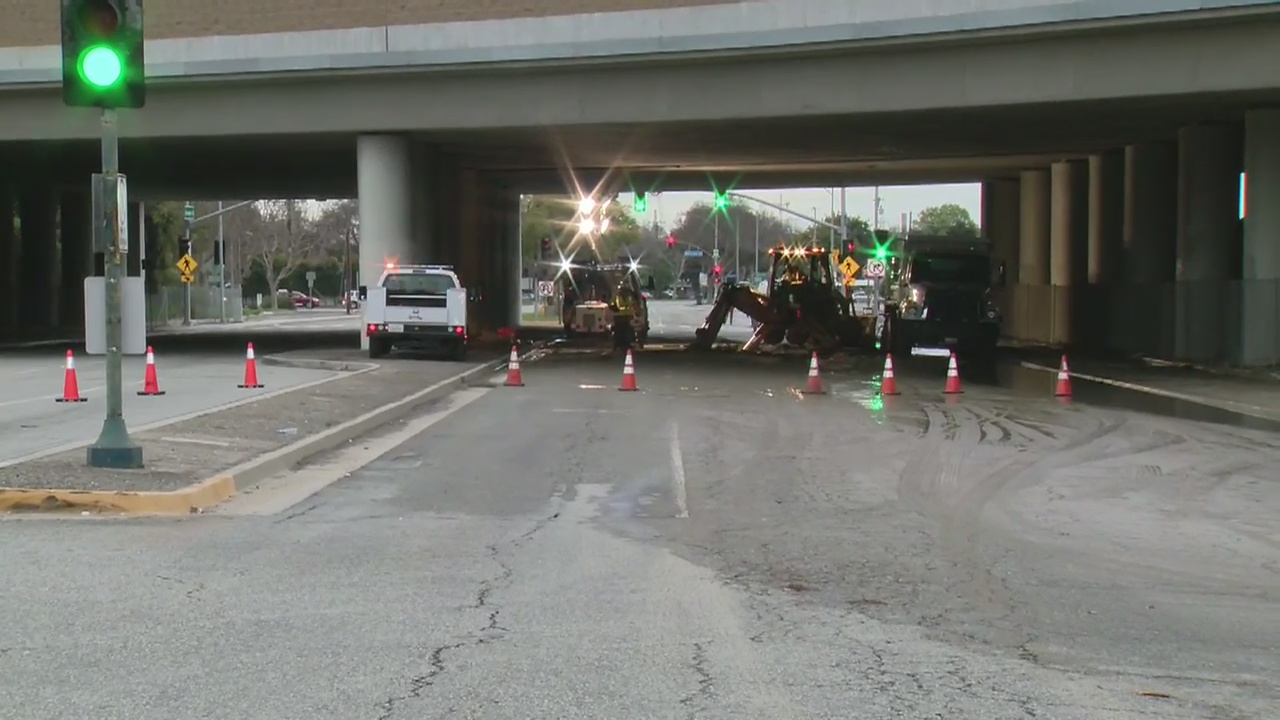 12-inch water main break in Long Beach