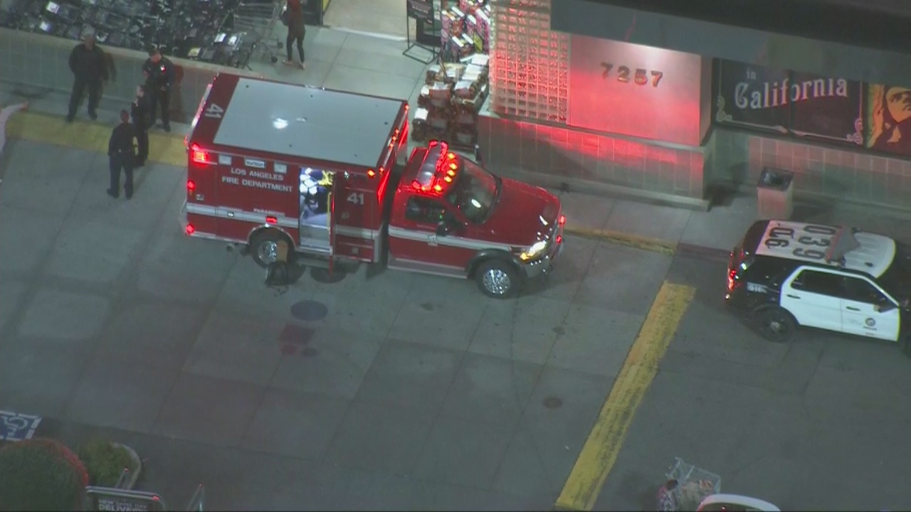 Hollywood Ralphs security guard assaulted