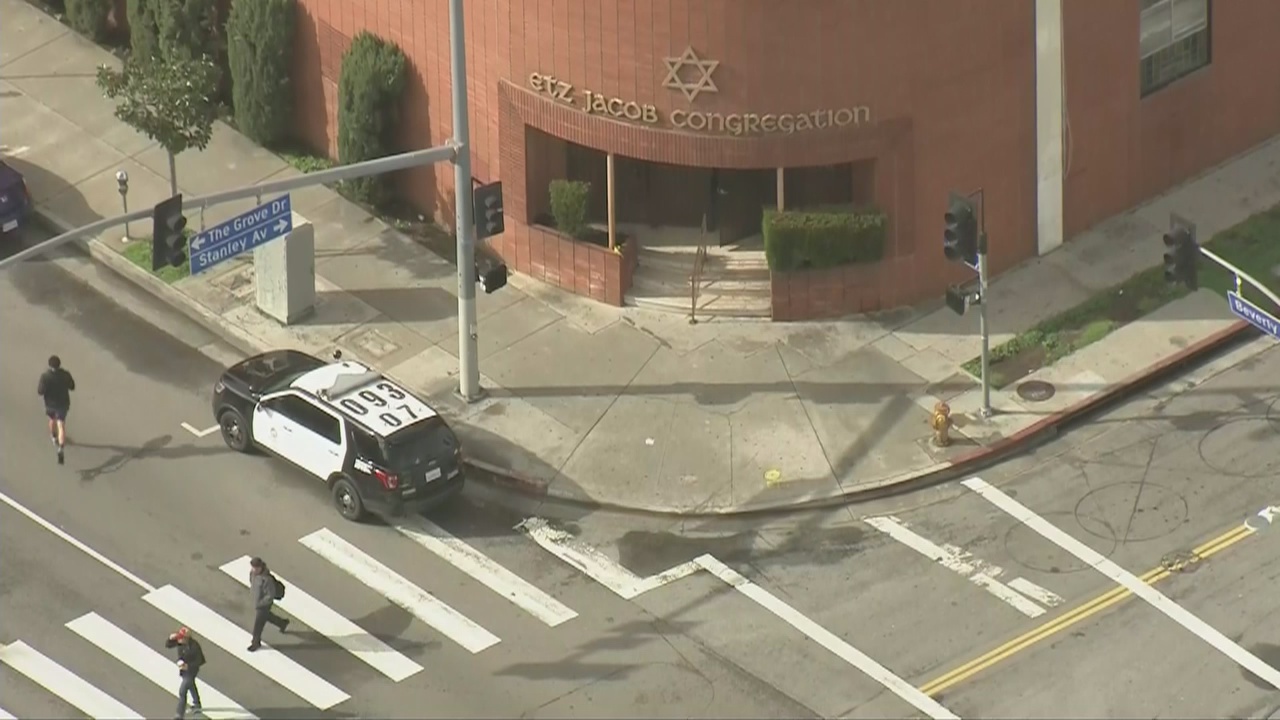 LAPD investigating shooting outside synagogue