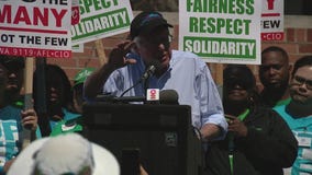 Bernie Sanders makes campaign stop at UCLA