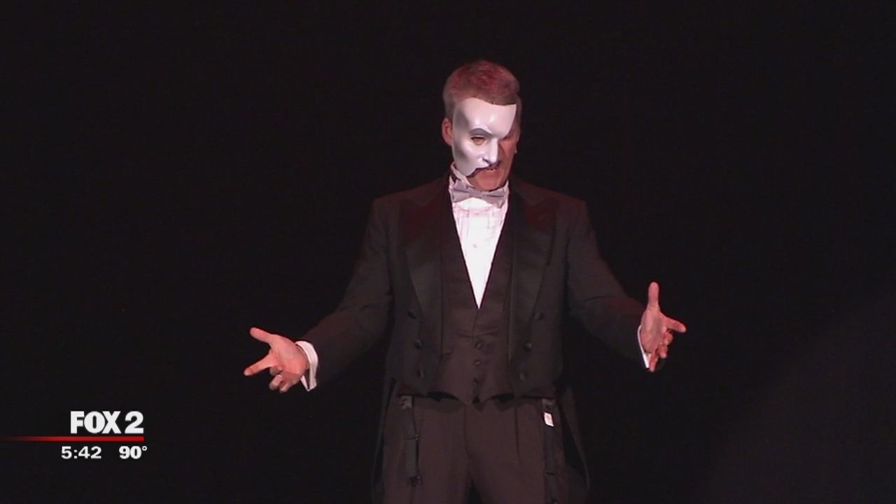 Music helps heal theater performer after stroke