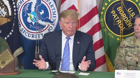 Trump visits US-Mexico border