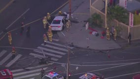 2 people killed in violent car crash in Sun Valley