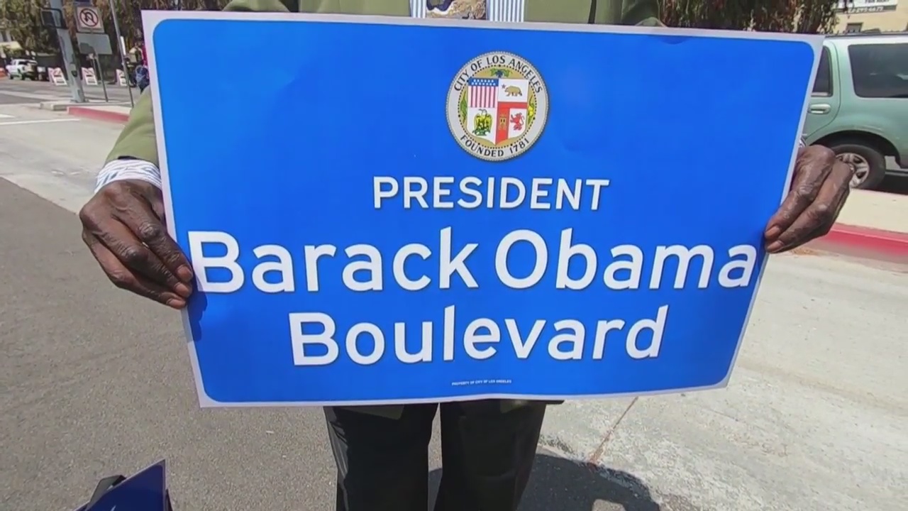 'Barack Obama Boulevard' unveiled in Los Angeles