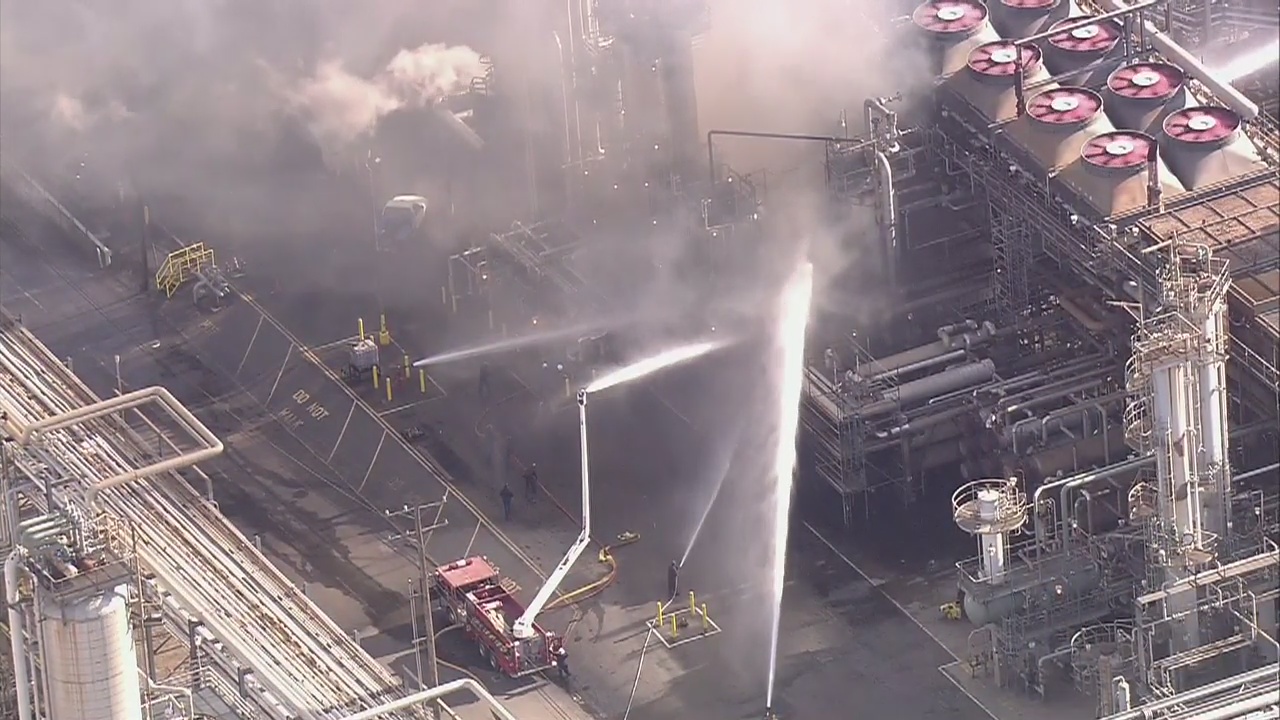 Crews battling refinery fire in Carson area