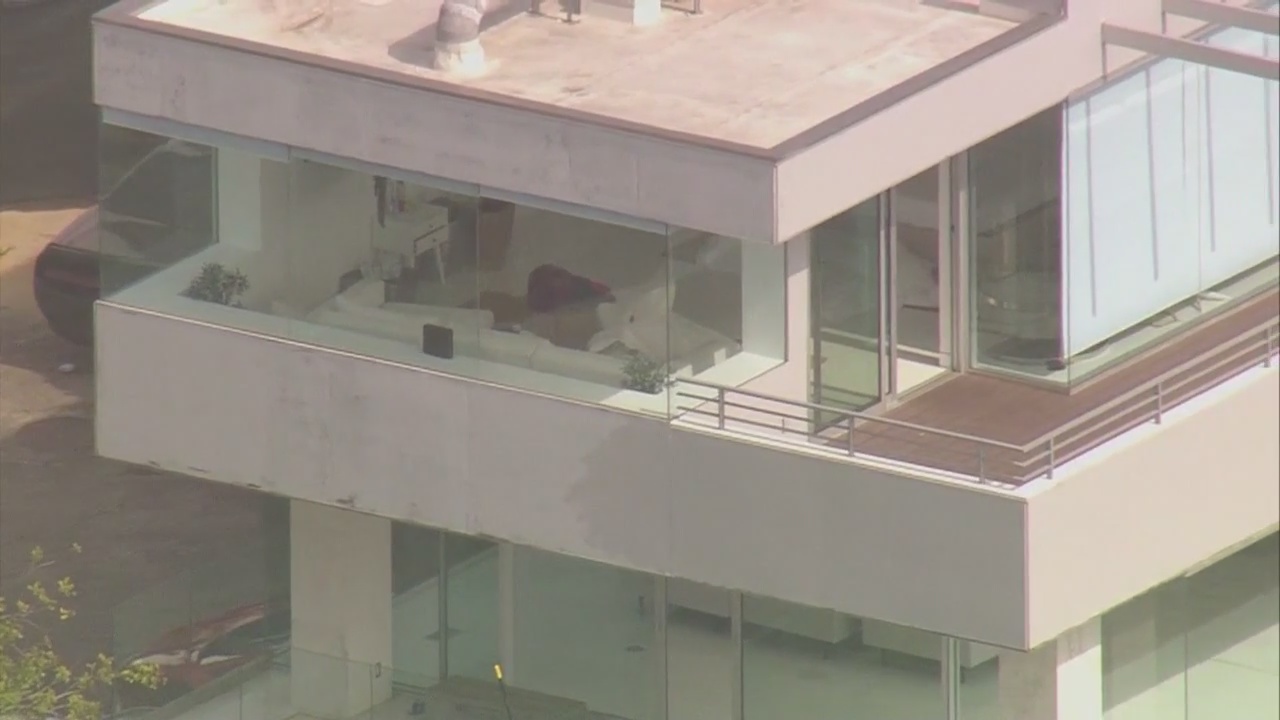 Rapper YG's Hollywood Hills home raided by deputies in connection with pursuit, fatal shooting