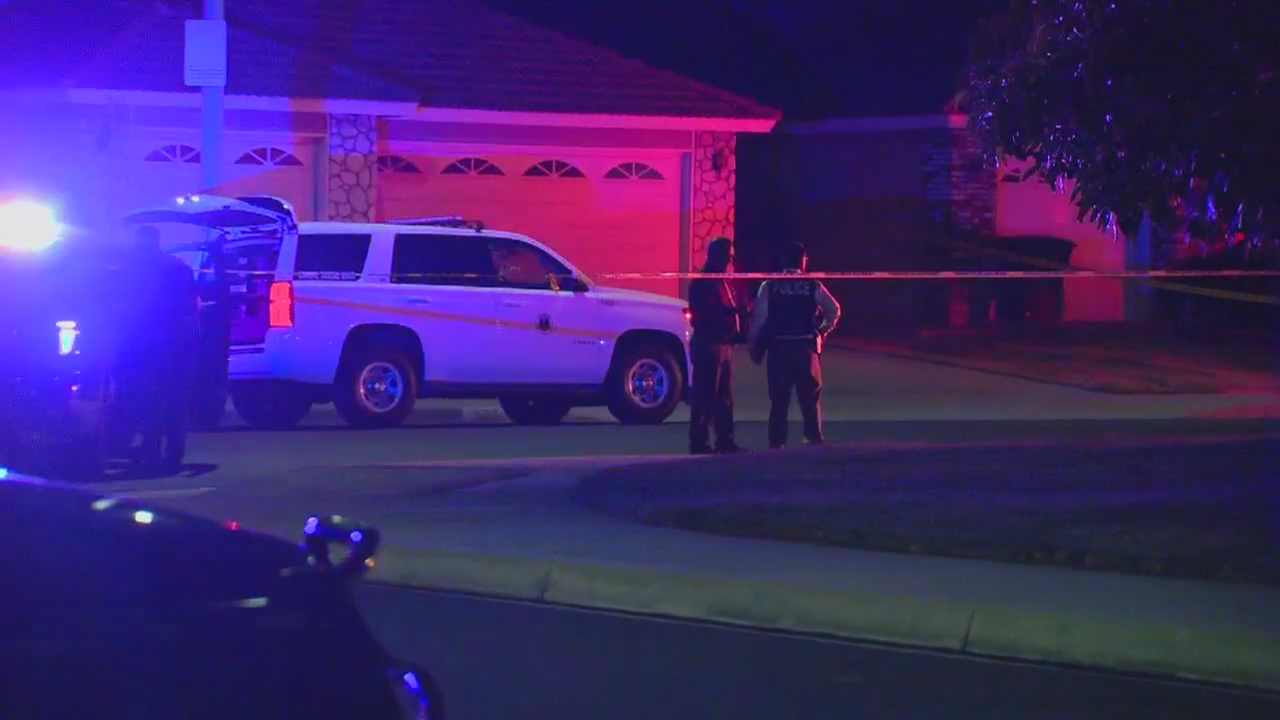 Teen, infant found dead inside a home in Ontario