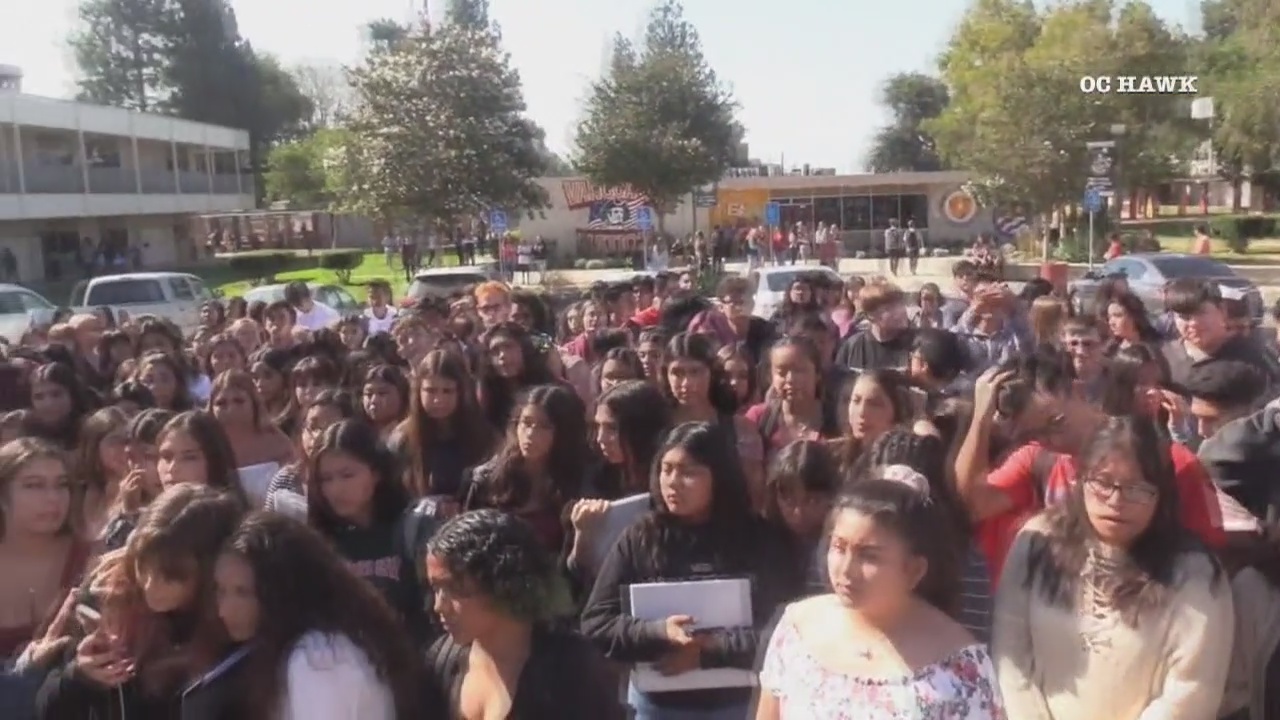 El Modena high school students protest following student's death