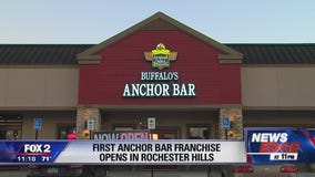 Anchor Bar brings buffalo wings to Rochester Hills