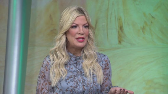 Unicorn unmasked as Tori Spelling on FOX?s ?The Masked Singer?