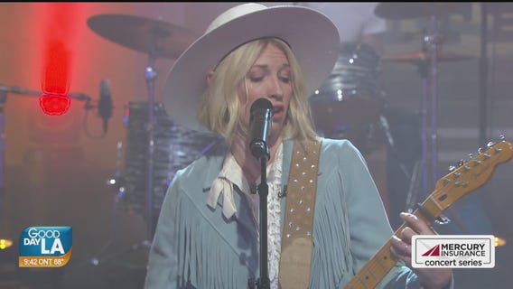 Brooke White performs new single 'Calico'
