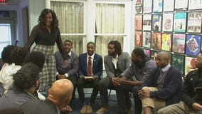 Michelle Obama surprises students in Detroit