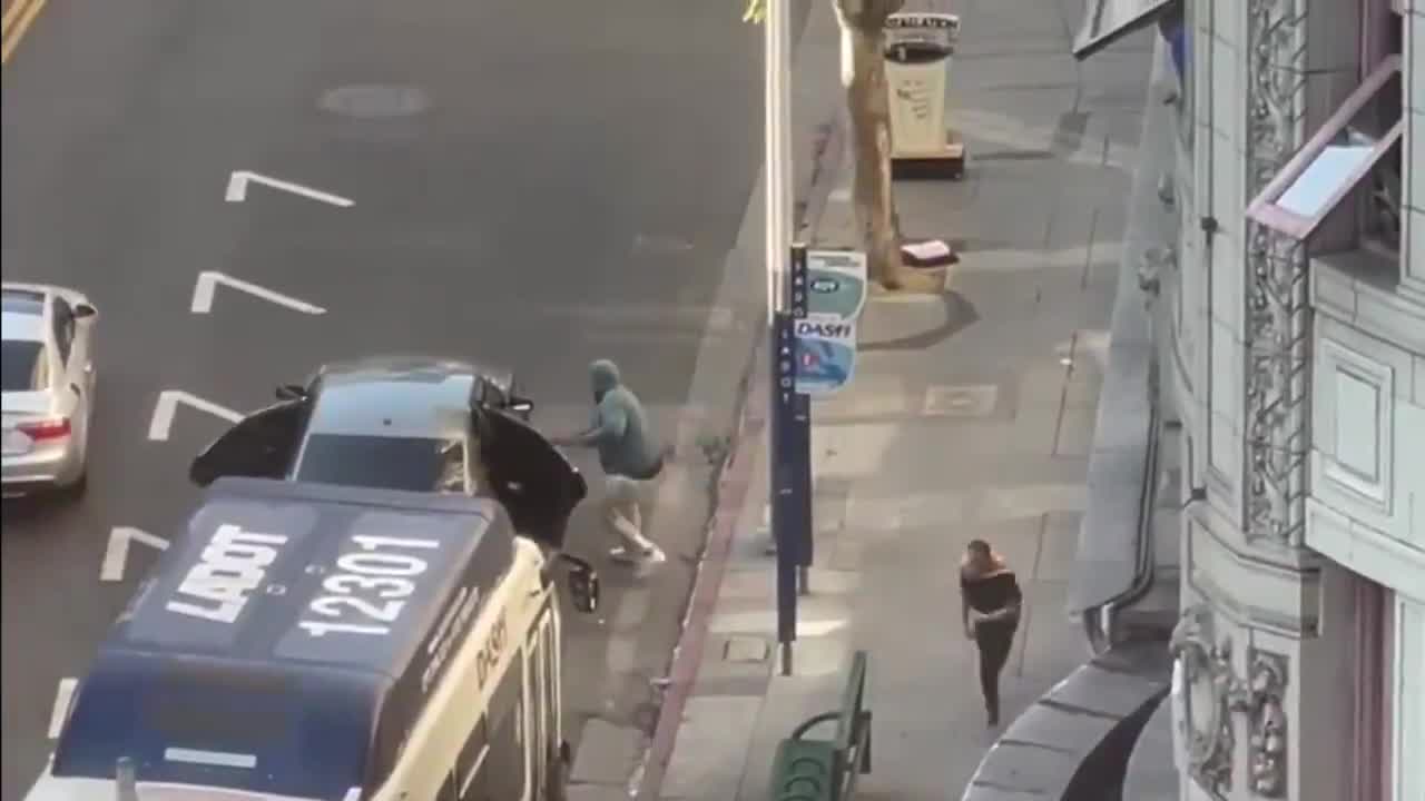 Suspects caught on video targeting family shopping in downtown LA armed robbery