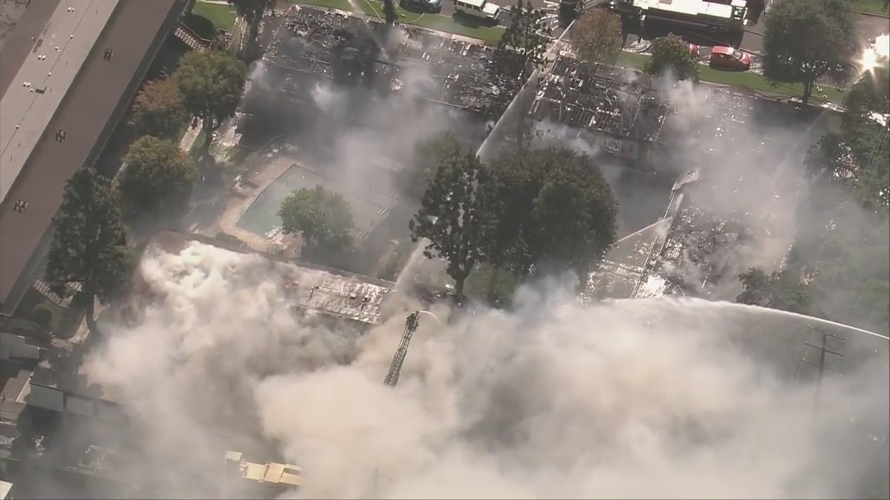 Firefighters battle large blaze in Upland