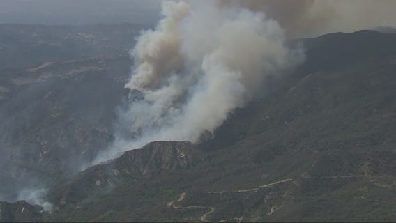 Pacific Palisades brush fire scorches at least 750 Acres