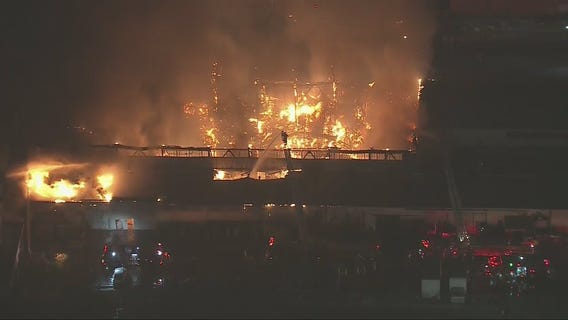 Fire crews battling blaze in Huntington Park
