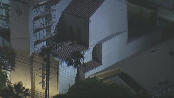 Man jumps from rooftop to rooftop in Boyle Heights