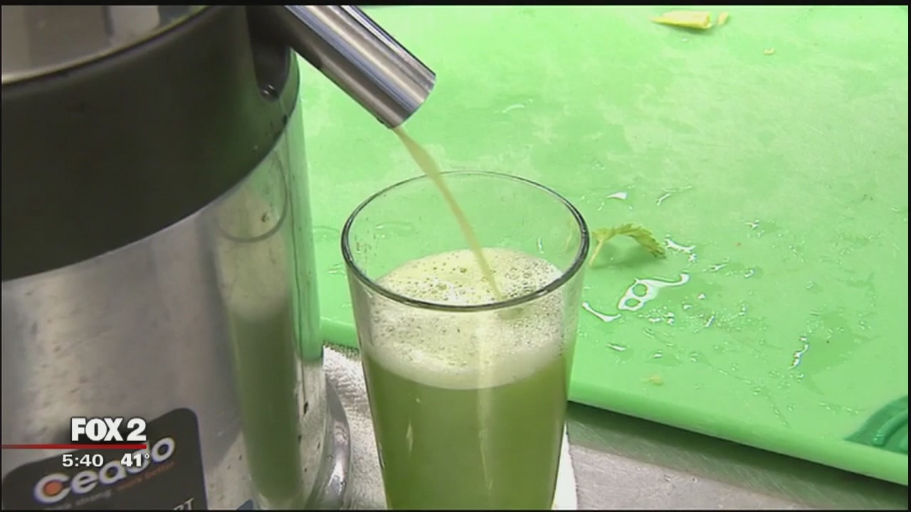 What actually ARE the health benefits of celery juice?