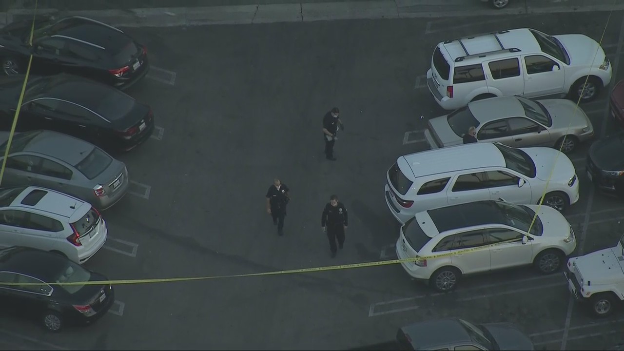 LAPD investigating possible shooting in Northridge Fashion Center parking lot