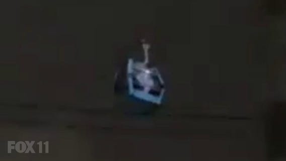 Mexico Earthquake: Cable car sways back and forth