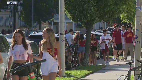 Some fans allowed to tailgate before USC football game