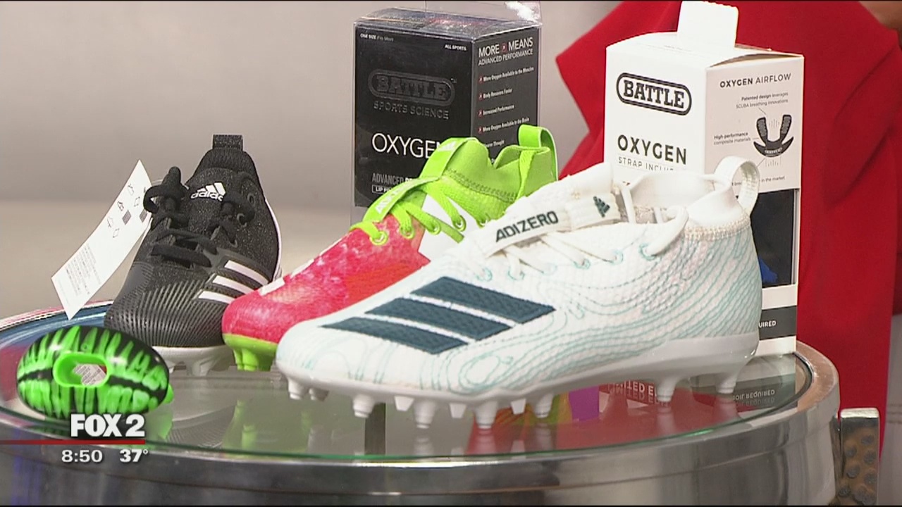 Sound Mind Foundation, NFL players team up to donate cleats to Detroit youth