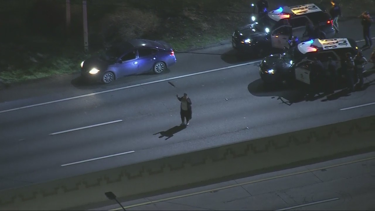 Suspect in custody after police chase ends in Downey