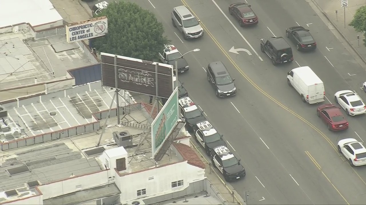 Random attack that killed woman in Hancock Park under investigation