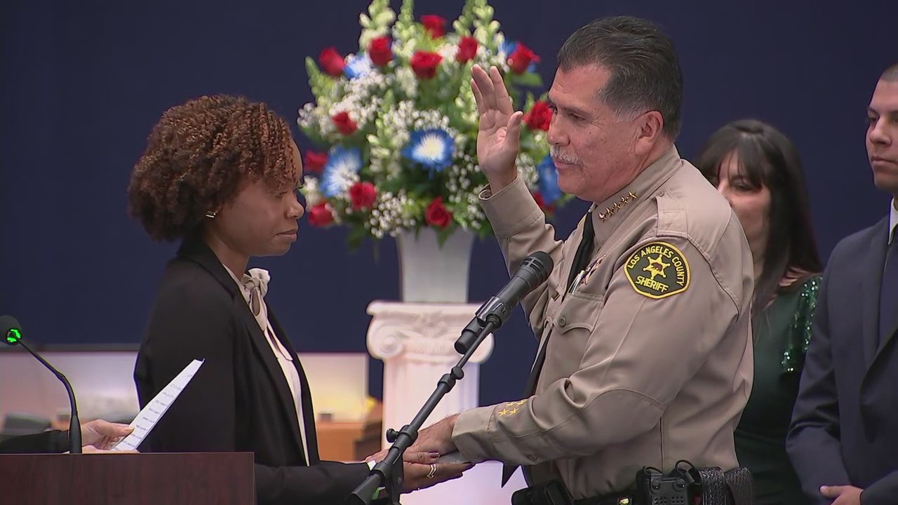Robert Luna sworn in as LA County sheriff | FOX 11 Los Angeles