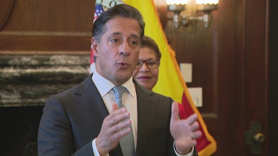 LAUSD Superintendent Alberto Carvalho breaks down new deal with union workers