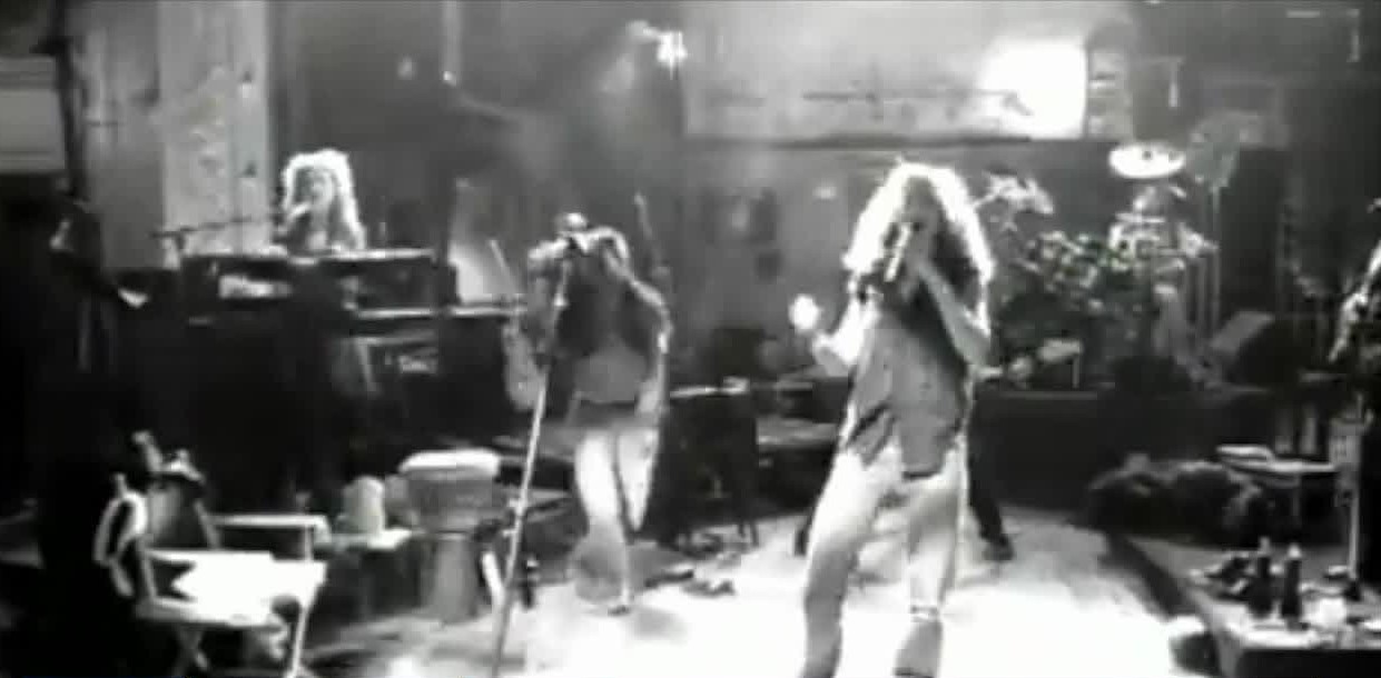 Songwriter, LGBTQ trailblazer Sophie B. Hawkins releases 6th studio album