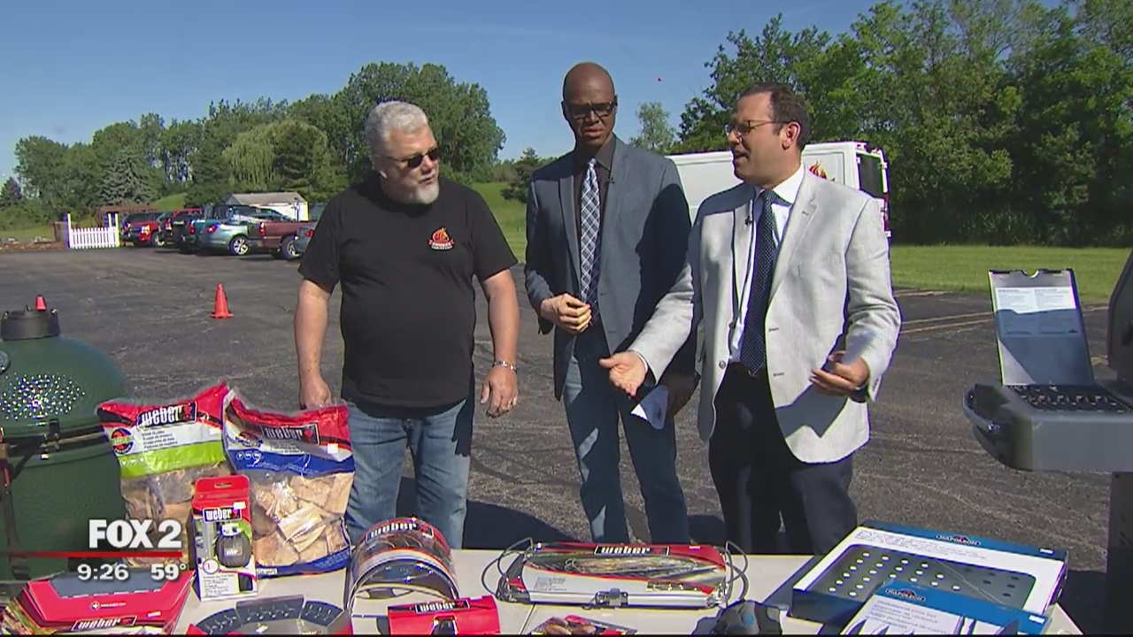 Shores Fireplace & BBQ Shows off Grills for Dad