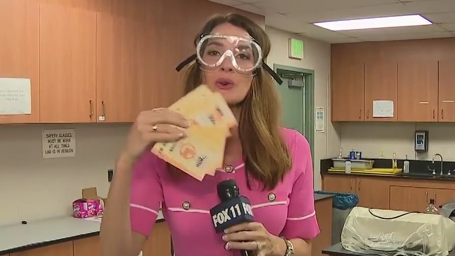 Mega Millions jackpot tops $1B