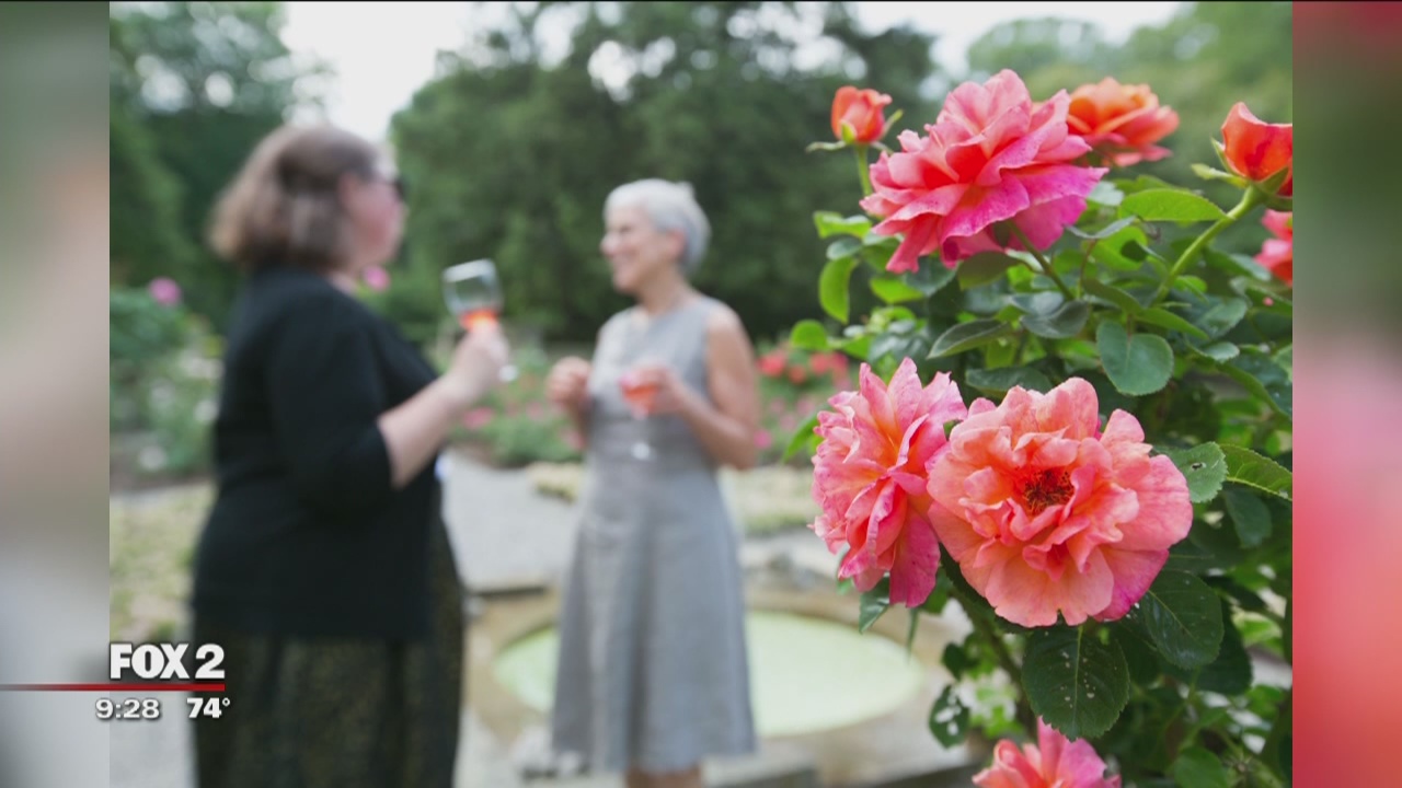 Evening of Roses at Edsel and Eleanor Ford house