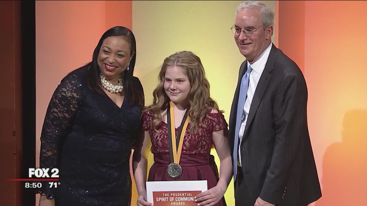 New Haven teen named one of top youth volunteers in Mich.