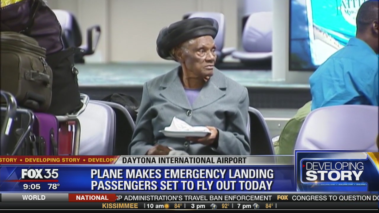 Plane Makes Emergency Landing 9am | FOX 35 Orlando