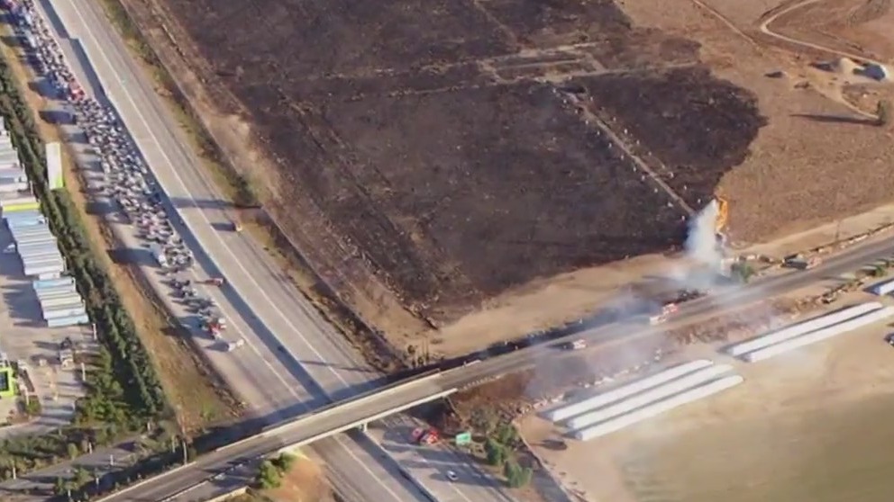 15 Fwy reopens in Jurupa Valley after brush fire