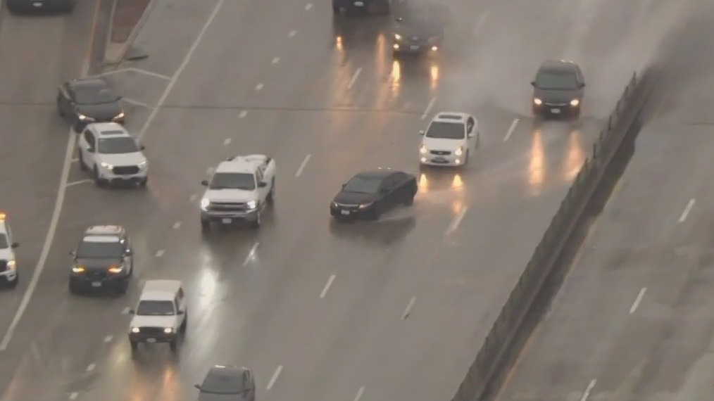 Driver pulls dangerous stunt on 10 Freeway