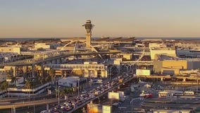 LAX on the morning of Thanksgiving Eve