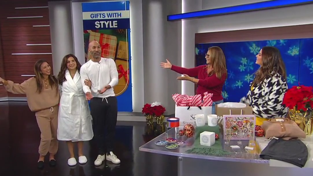 Holiday gifts with style