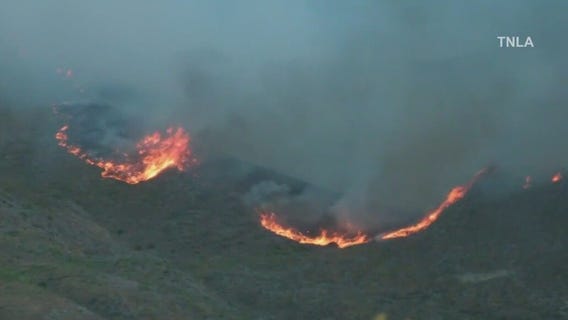 South Fire destroys 1 building in Ventura Co.